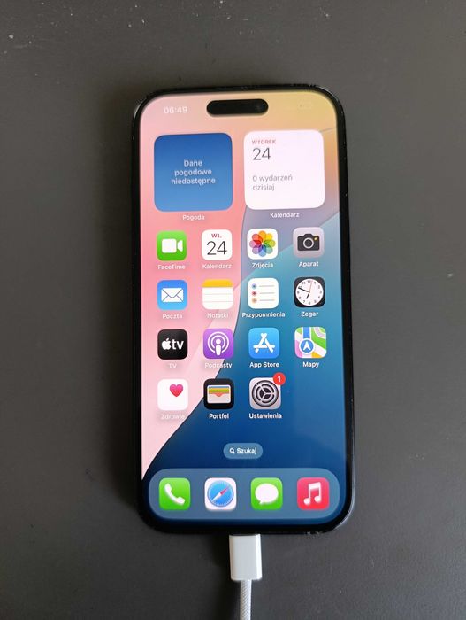 Sprzedam iPhone 15 - kompletny - kable wraz z pudełkiem