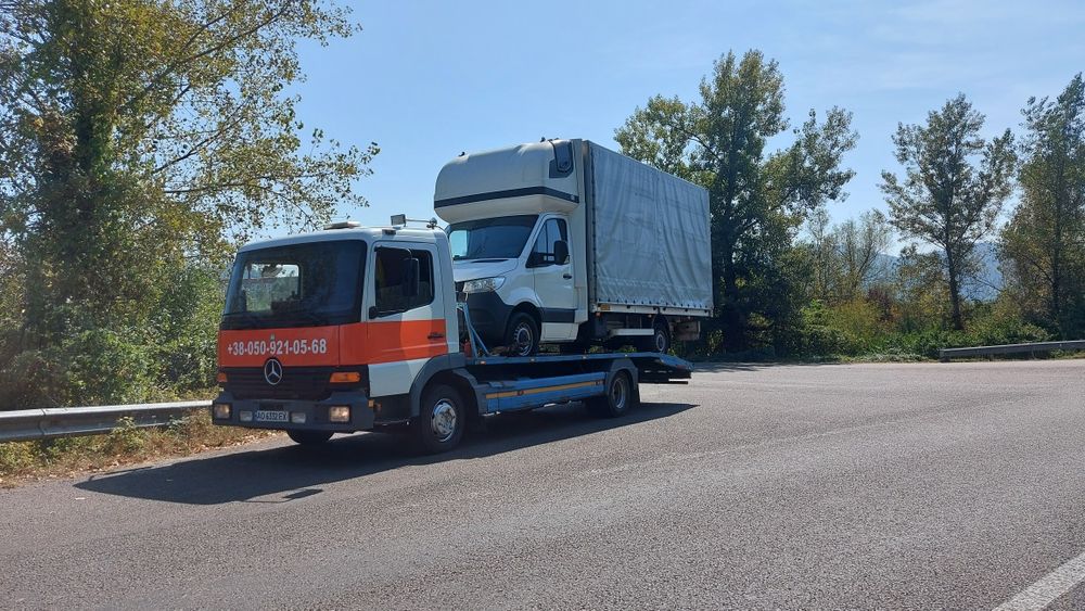 Евакуатор. Перевезення спецтехніки