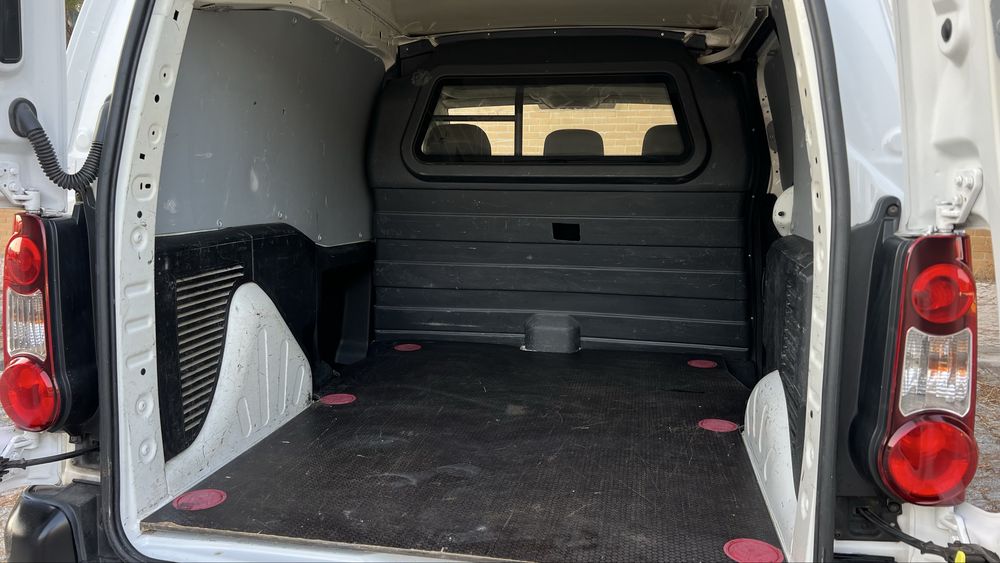Citroen berlingo 1.6 hdi 3 lugares ( 2015 )