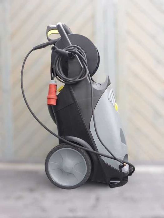 MYJKA KARCHER HD 10/21 4SX-ze zwijakiem