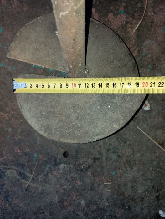 Бур вила граблі коса пилка ручна сокира