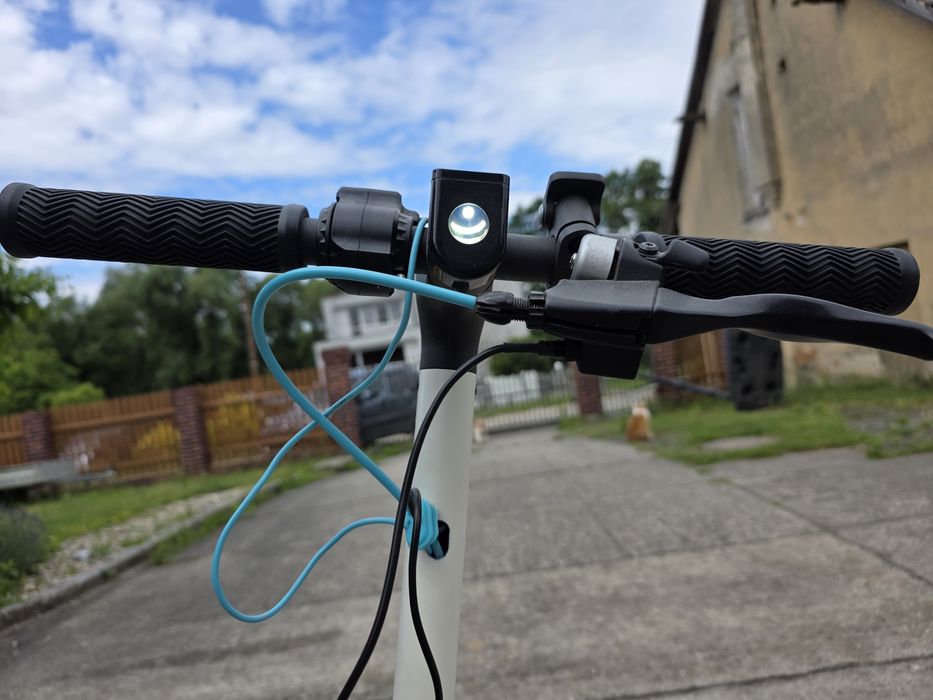 Hulajnoga elektryczna Motus