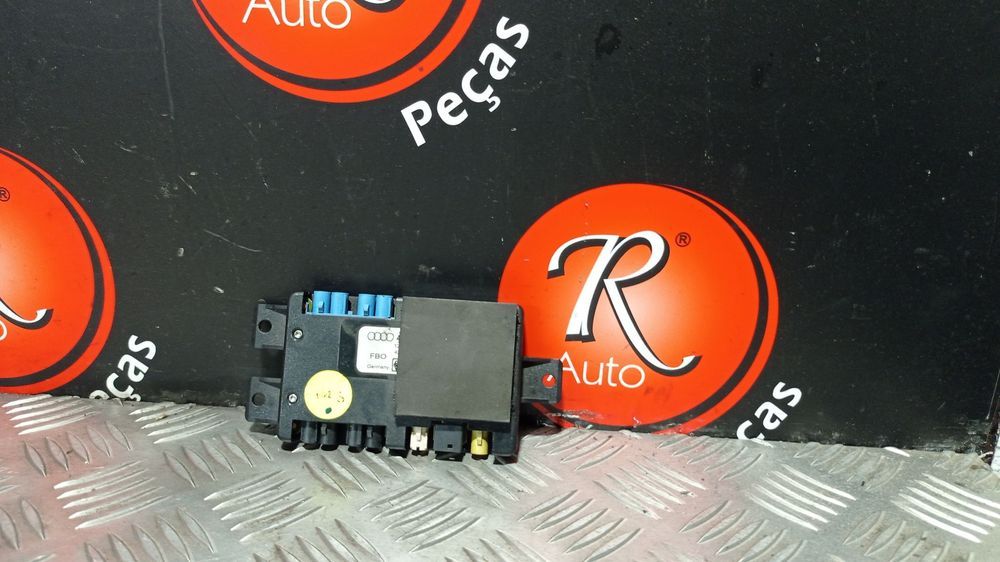 Antena Do Radio Audi Allroad (4Bh, C5)
