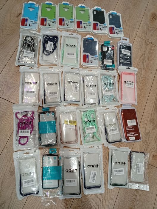 30 sztuk etui różnych marek