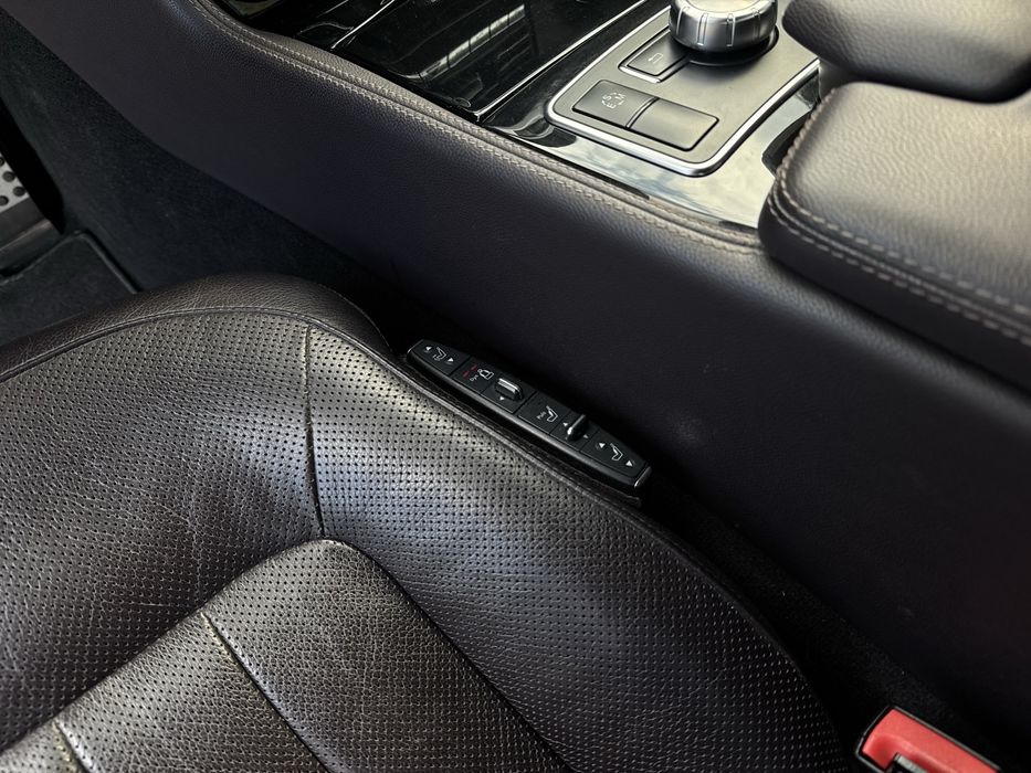 Продам Mercedes CLS в максимальній комплектацій