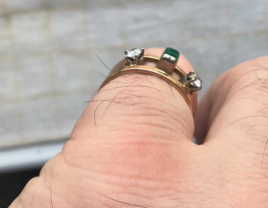 Złoty pierścionek pr. 583.