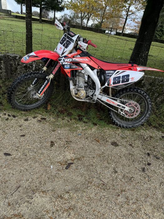 Honda crf 450.