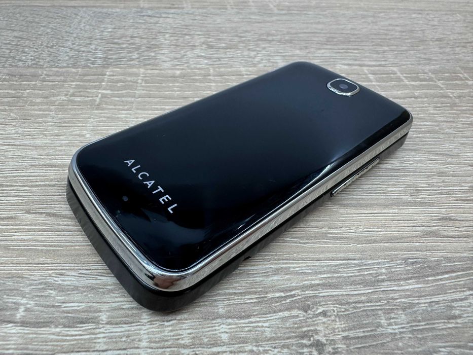 Telefon komórkowy Alcatel 2010 64 MB / 128 MB 2G czarny