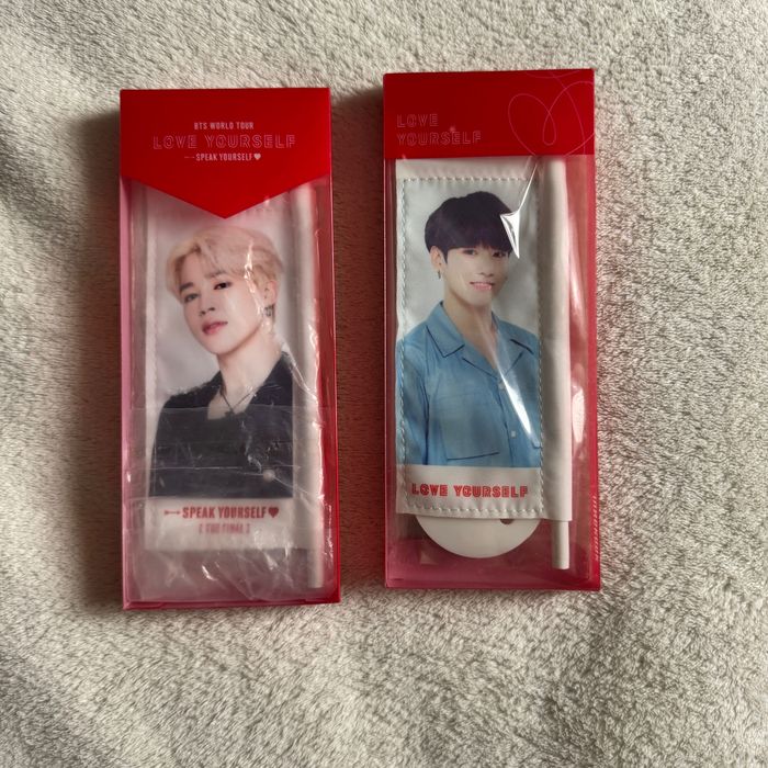 BTS Jungkook merch concert mini flag