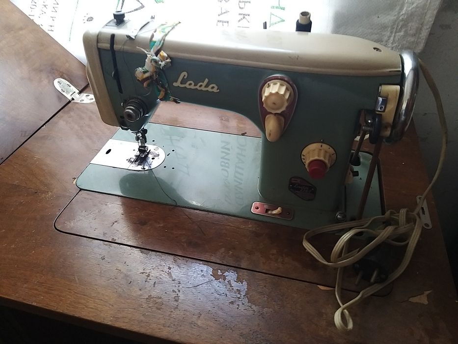 Швейна машинка б/у