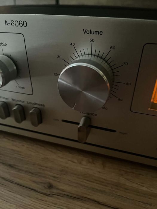Wzmacniacz audio EGRO (Tensai/Akai)  A-6060