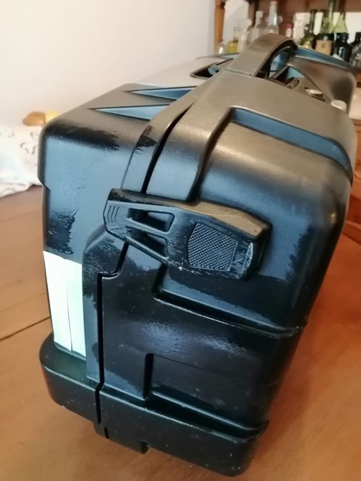 Mala lateral mota KAPPA 33 litros
