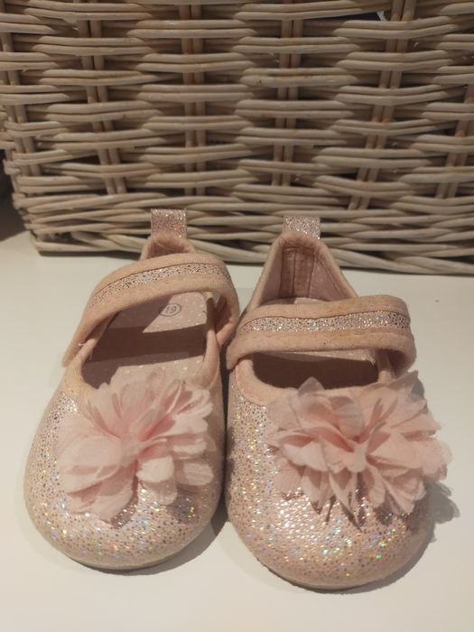 Buty dla dziewczynki