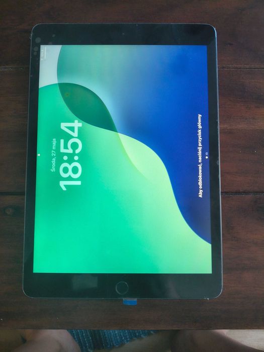 iPad 2 32 GB model. A2270