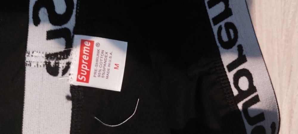 Czarne Majtki Supreme