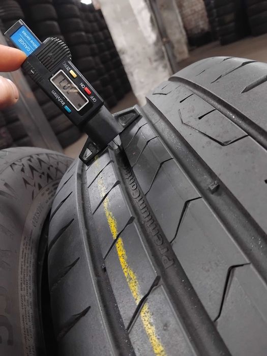 Шини бу 215/55 R17 Continental Premium Contact 7 Комплект Літо