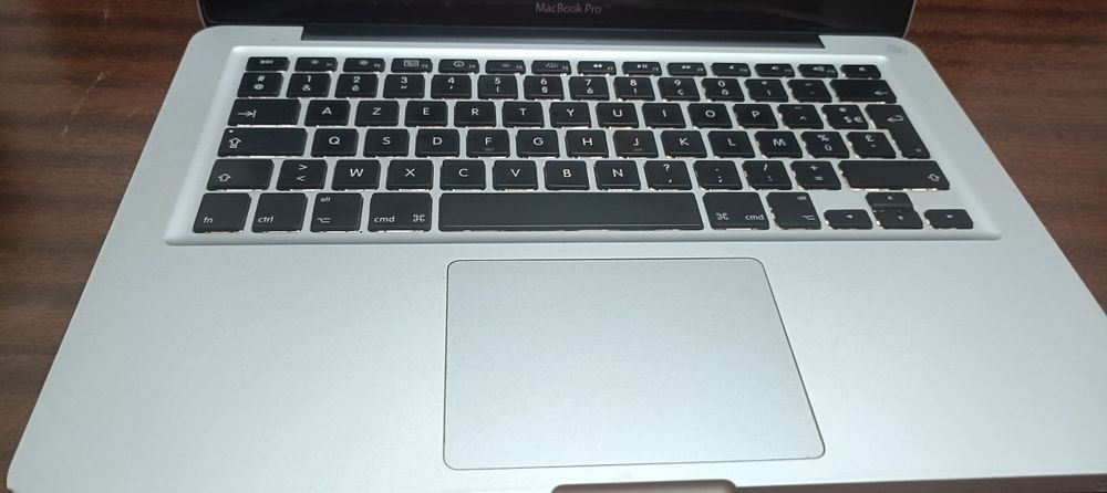 MacBook Pro 13" Apple | 320GB | Carregador incluído