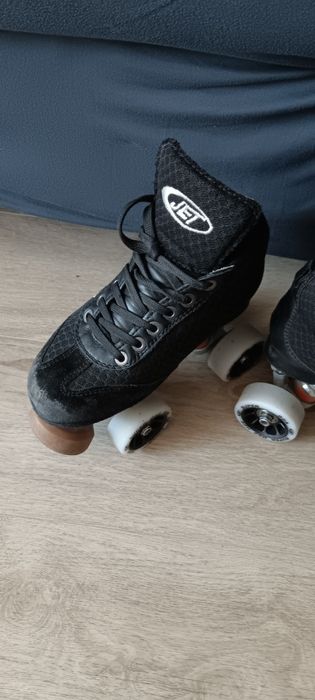 Patins de hóquei 1 ano de uso