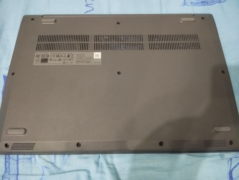 Ноутбук Lenovo V15 G-1