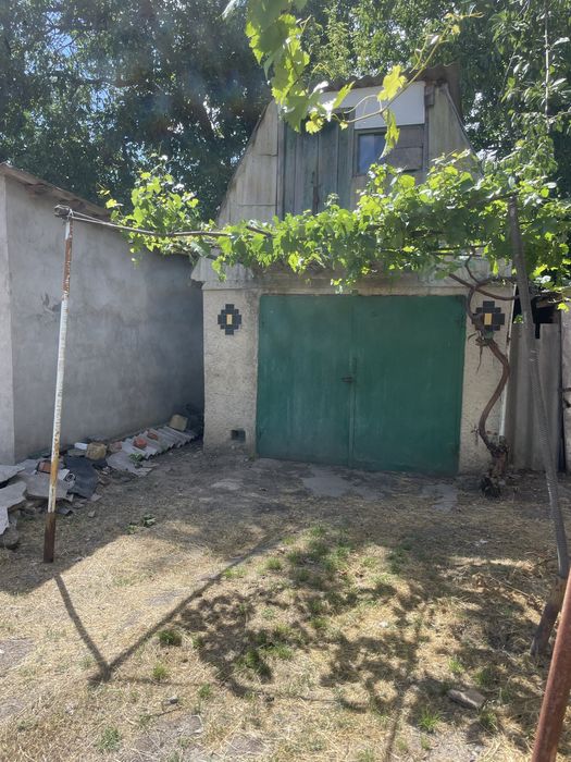 Продам гараж в центре Березовки