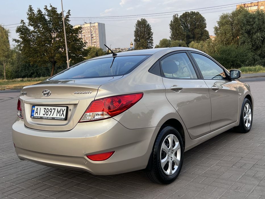 Hyundai Accent 1.6 2012