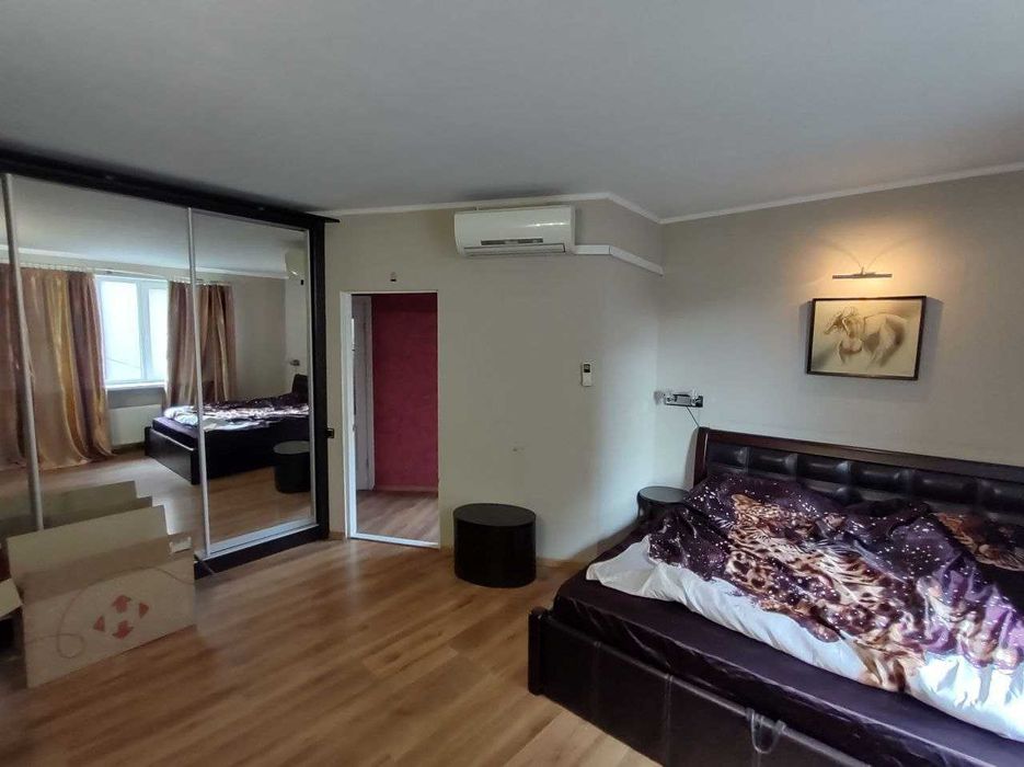 Двухэтажная квартира с ремонтом и своим двором на Молдаванке