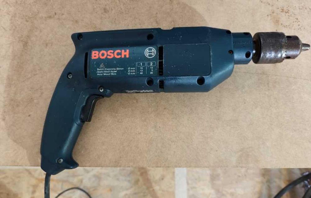 Berbequim Bosch Profissional com Percussão – Usado (7)