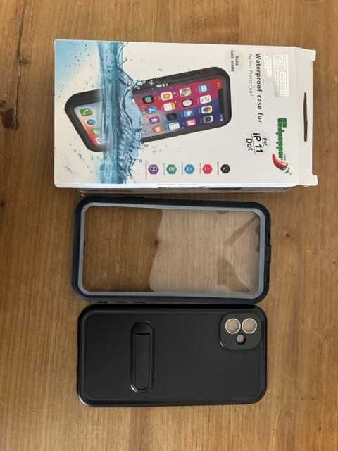 Capa impermeável para iPhone 11 - 6.1"