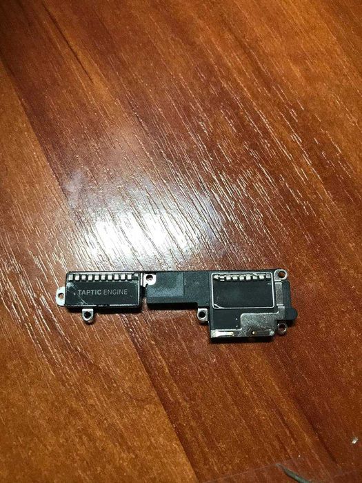 Нижній динамік/Taptic Engine iPhone 15 Pro Оригинал