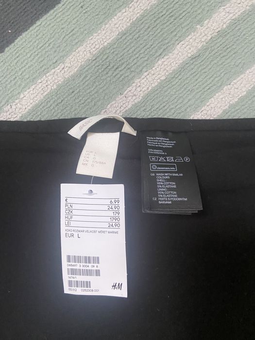 Nowa czarna mini spódniczka spódnica H&M rozmiar L