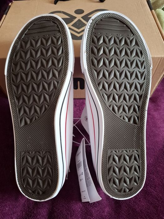 Кеди sinsay сінсей