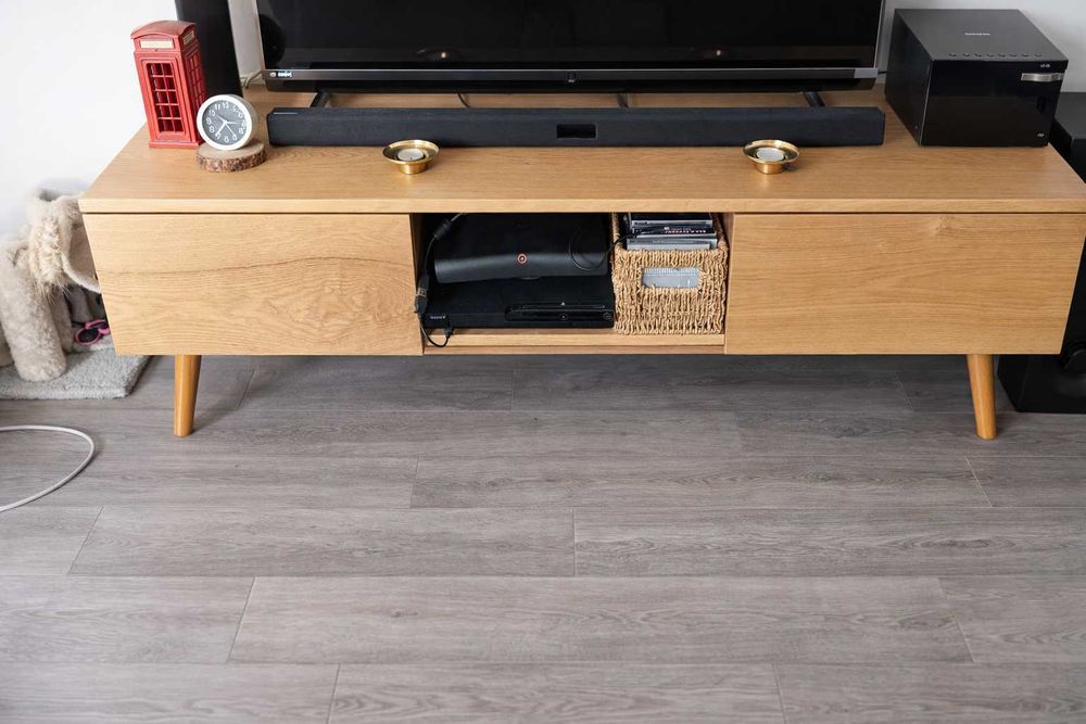 Móvel TV Madeira Carvalho