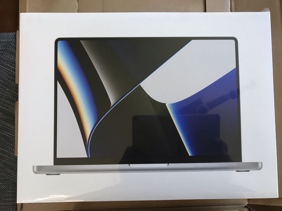 Prezent Apple MacBook Pro 14,2'' 16GB 1TB prezent MEGA Okazja