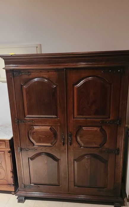 Armário em bom estado