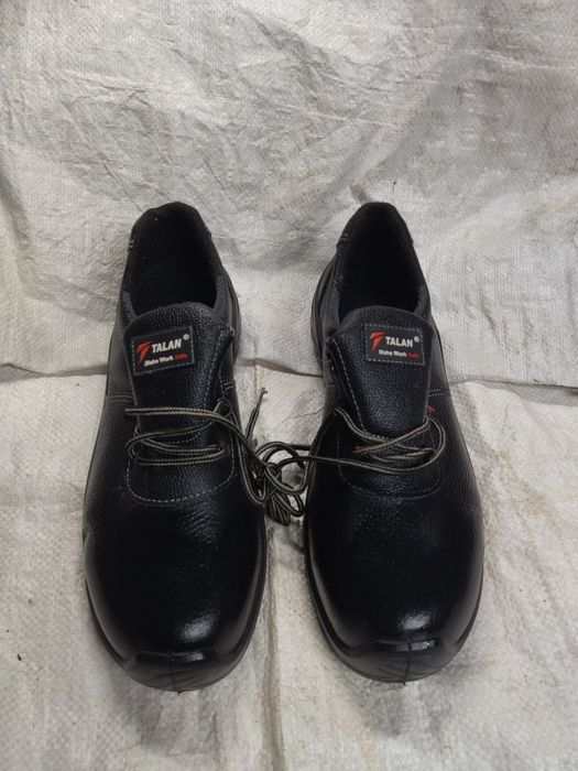 Продам туфли берцы рабочие