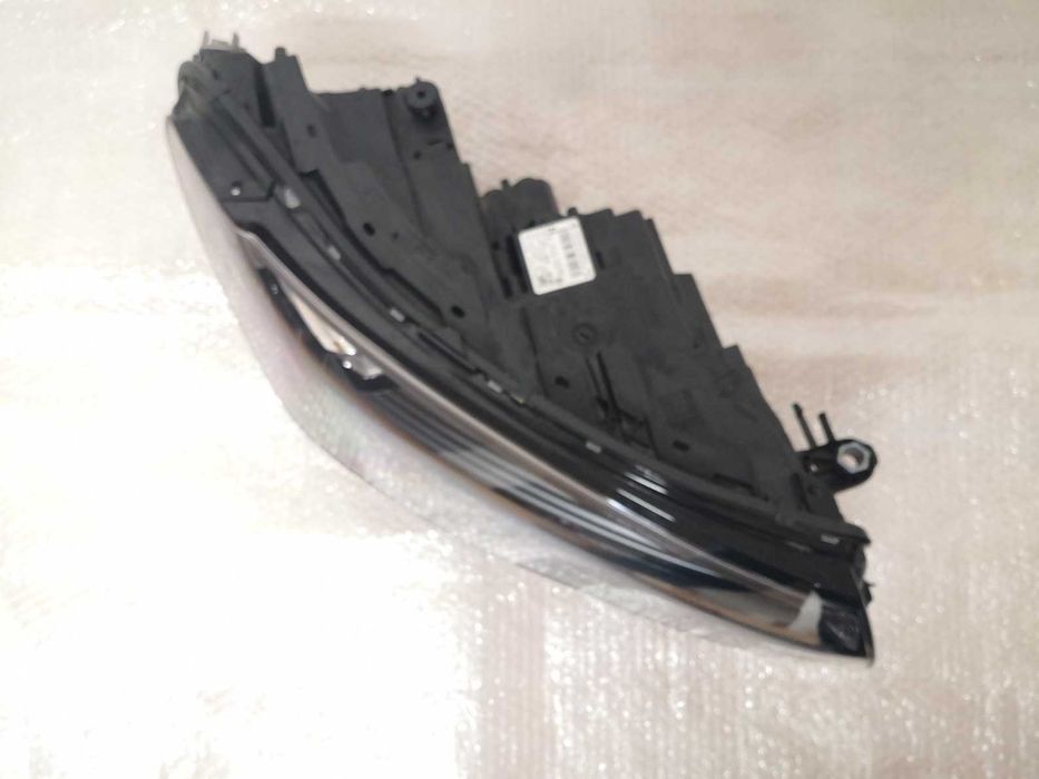 Farol Ótica Direita VW Tiguan III  571941036C