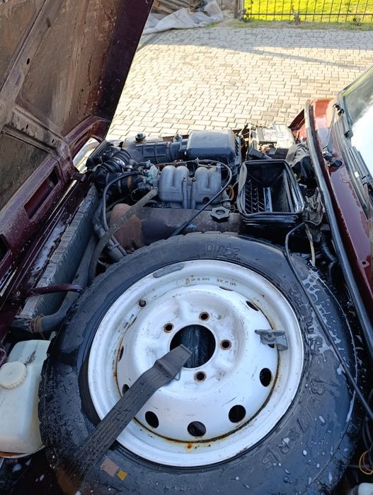 ВАЗ 21214 Нива в продажі.