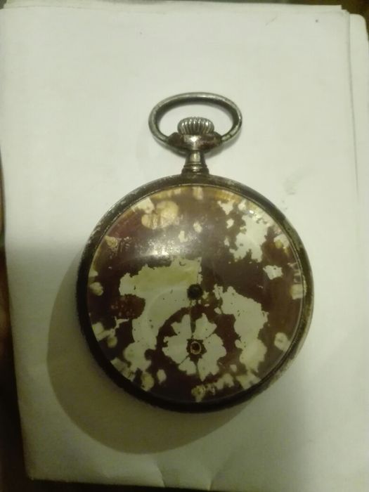Stary zegarek kieszonkowy