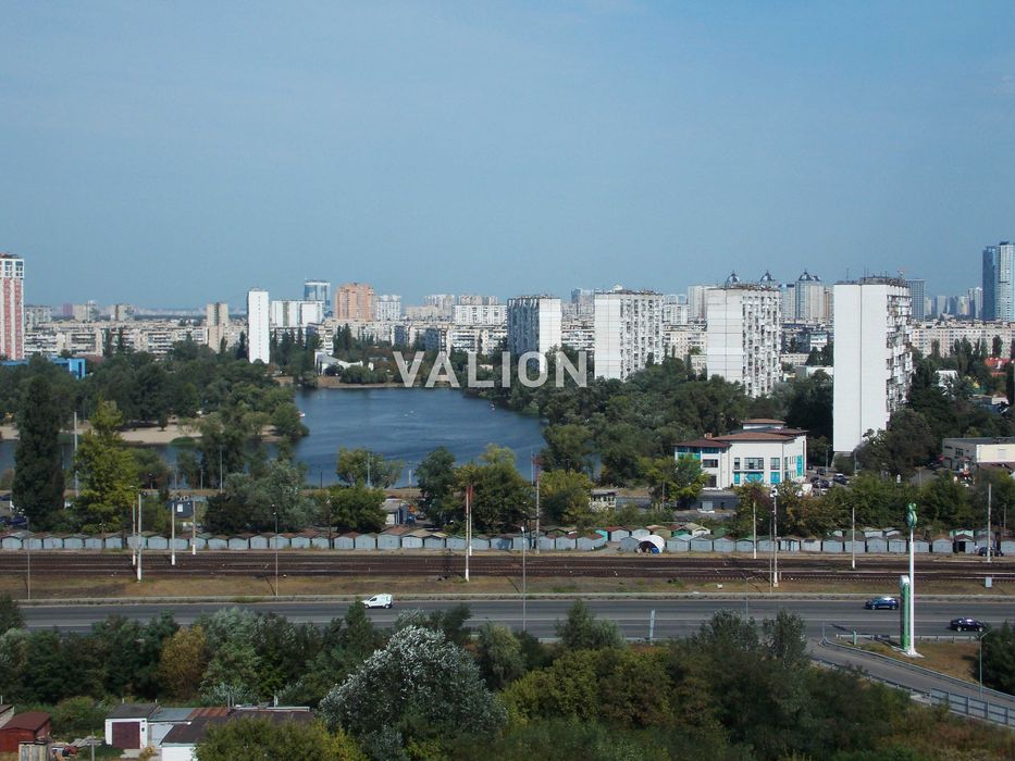 Продаж 3-кімнатної Гліба Бабича, 8-Б. Без комісіі.
