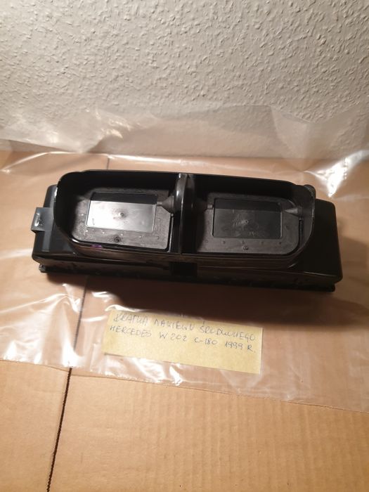Kratka nawiewy środkowego mercedes W202 C-180 99 rok