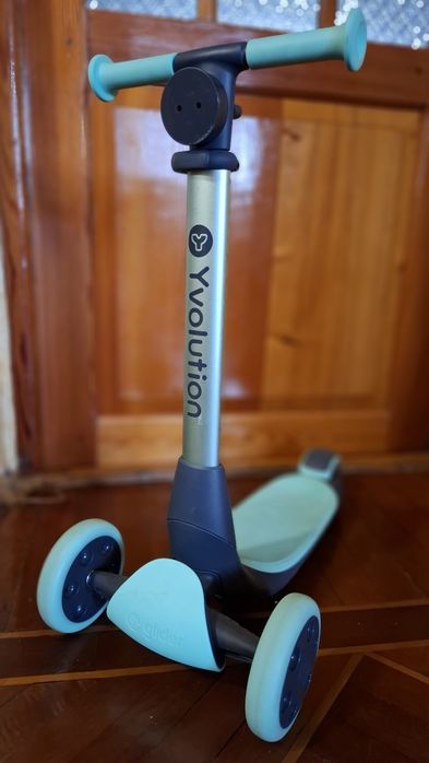 Самокат Yvolution YGlider NUA Зелений