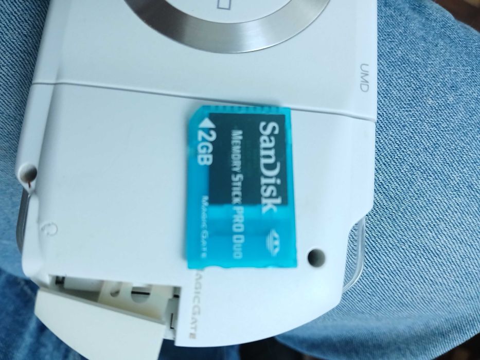 PSP Sony UMO branco