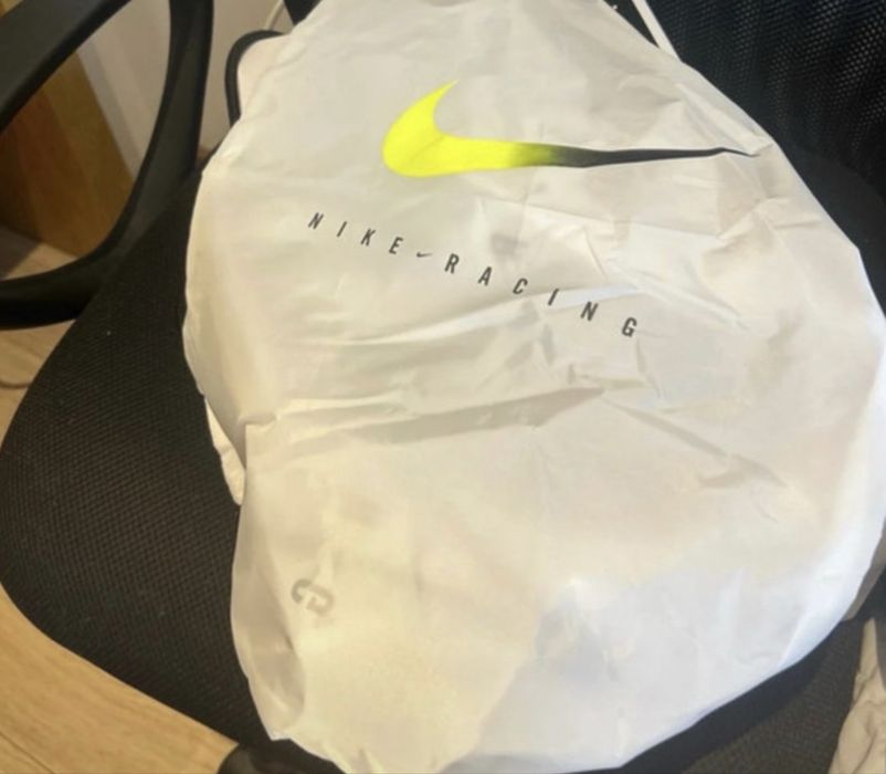 Tenis nike corrida profissinal nunca usado