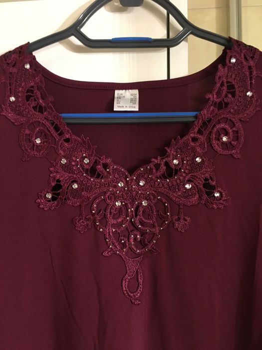 Elegancka damska bluzka z cyrkoniami R S