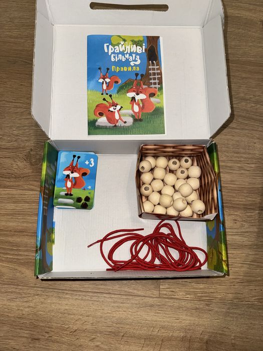 Грайливі більчата настільна гра