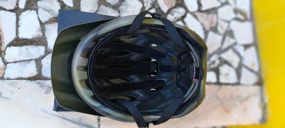 Capacete MET Veleno tamanho M