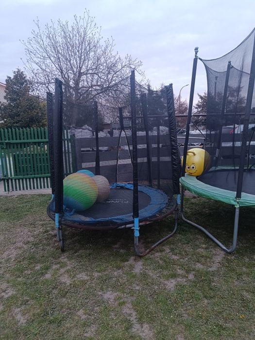 Trampolina dla dzieci