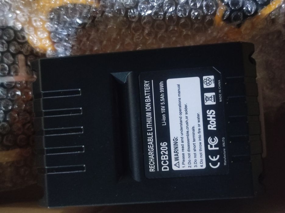 Berbequim DeWalt novo com 1 bateria