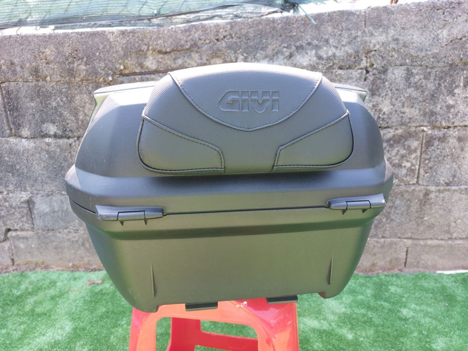 Top case Givi 37L