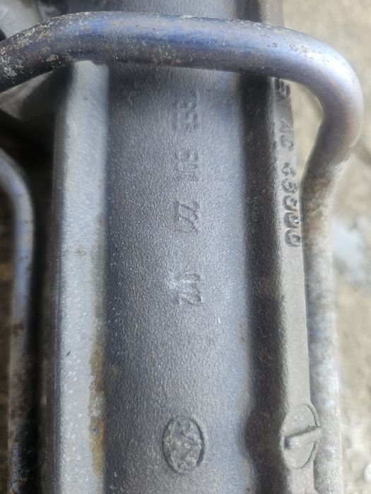 Рульова рейка БМВ Е65 Е66 BMW E65 E66 Рулевая рейка 7853501221012 Шрот